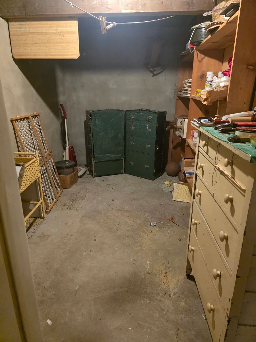 Paoli Estate Sale - Antiques~Collectibles~Mid Century